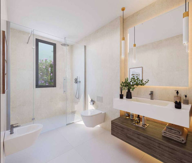 Image No.8-5 Bed Villa for sale