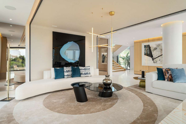 Image No.5-5 Bed Villa for sale