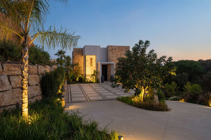 Image No.3-5 Bed Villa for sale