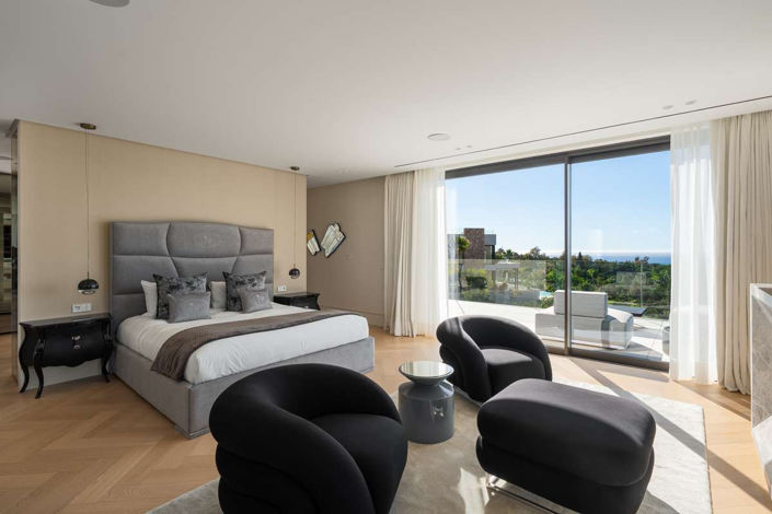 Image No.9-5 Bed Villa for sale