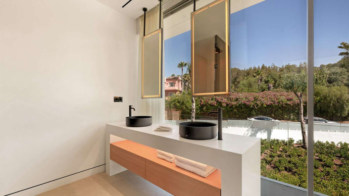 Image No.25-4 Bed Villa for sale