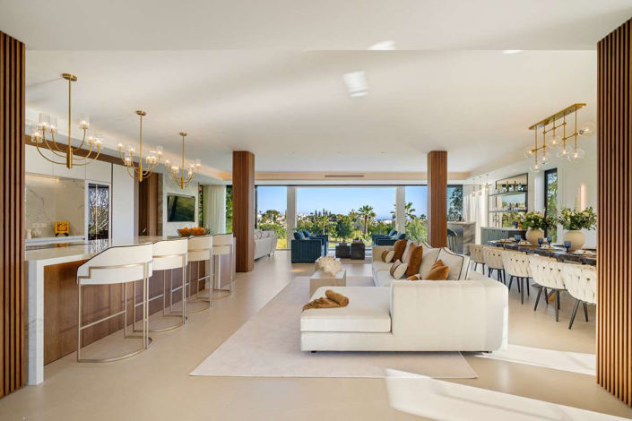 Image No.17-6 Bed Villa for sale