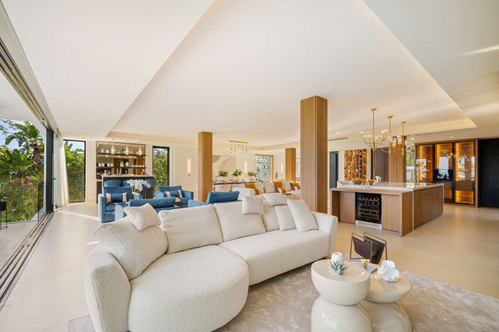 Image No.27-6 Bed Villa for sale