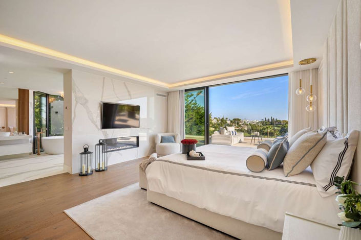 Image No.29-6 Bed Villa for sale