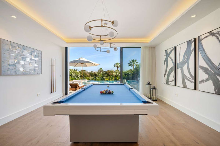 Image No.3-6 Bed Villa for sale