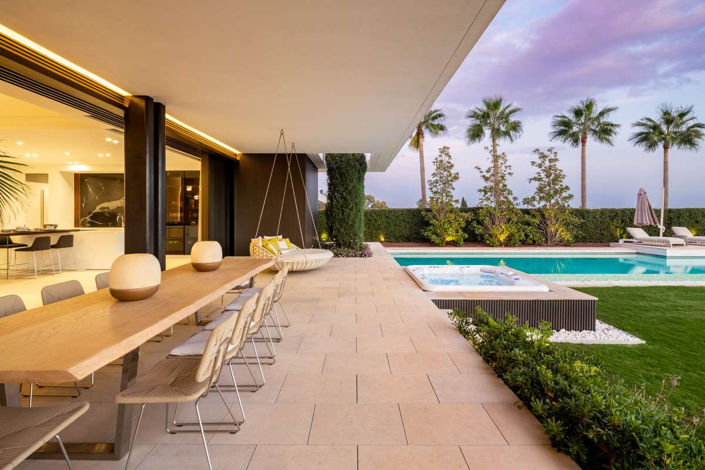 Image No.12-6 Bed Villa for sale