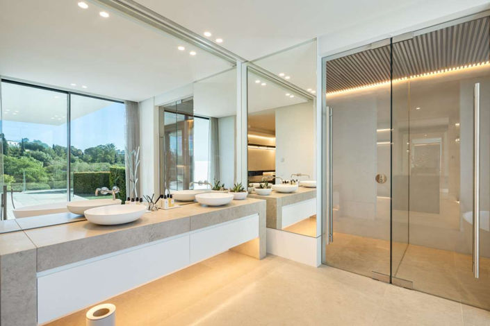 Image No.27-6 Bed Villa for sale