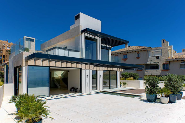 Image No.24-3 Bed Apartment for sale