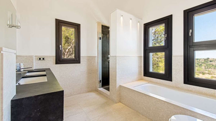 Image No.13-5 Bed Villa for sale