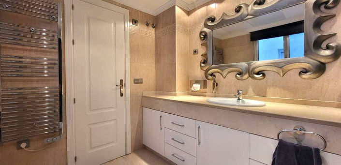 Image No.30-4 Bed Villa for sale