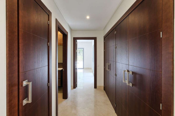 Image No.11-4 Bed Villa for sale