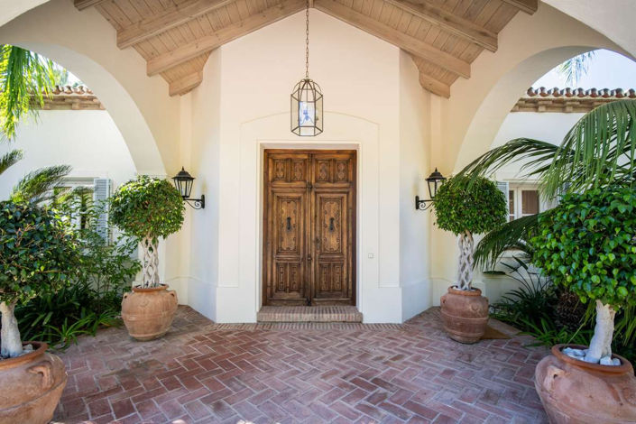 Image No.3-5 Bed Villa for sale