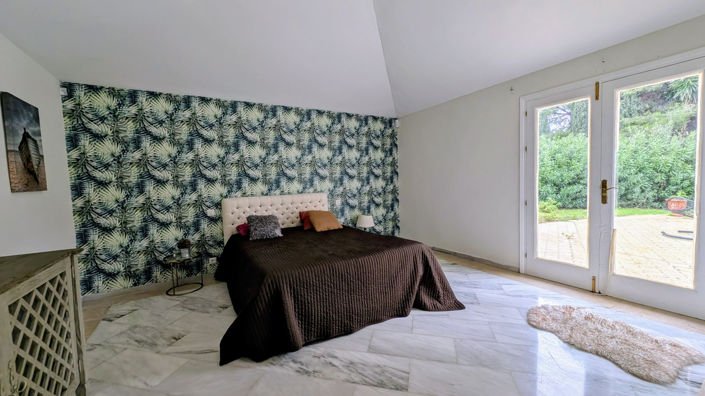 Image No.2-3 Bed Villa for sale