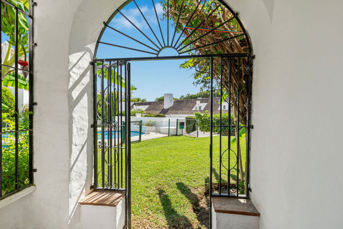 Image No.4-4 Bed Apartment for sale