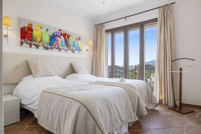 Image No.5-5 Bed Villa for sale