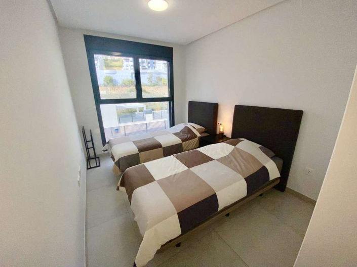 Image No.12-4 Bed Apartment for sale