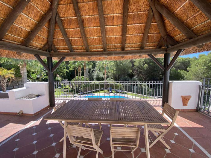 Image No.3-Villa de 3 chambres à vendre à Marbella