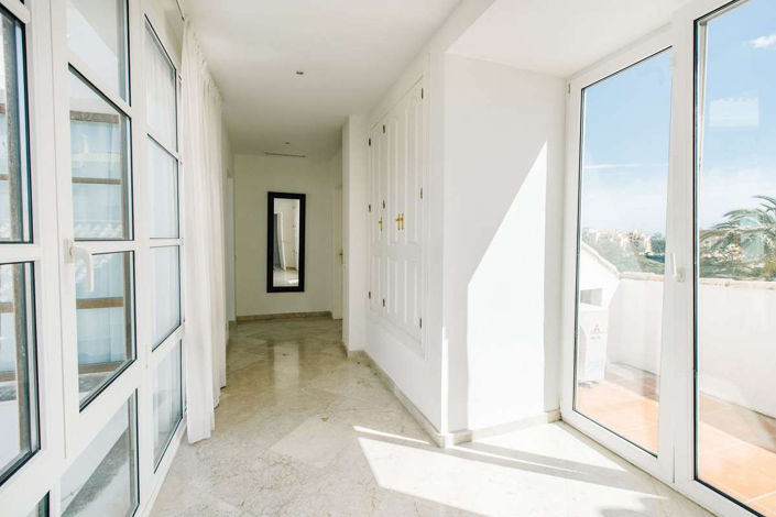 Image No.7-Villa de 5 chambres à vendre à Estepona