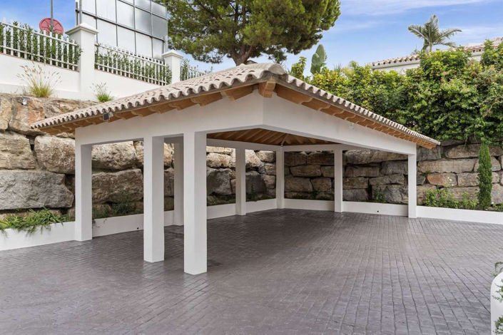 Image No.6-4 Bed Villa for sale