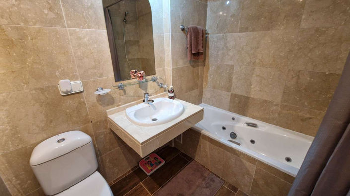 Image No.4-2 Bed Apartment for sale