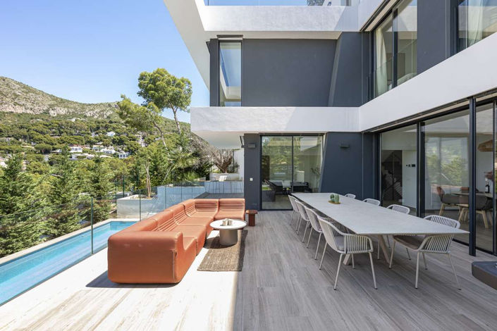 Image No.10-5 Bed Villa for sale