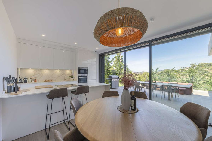 Image No.12-5 Bed Villa for sale