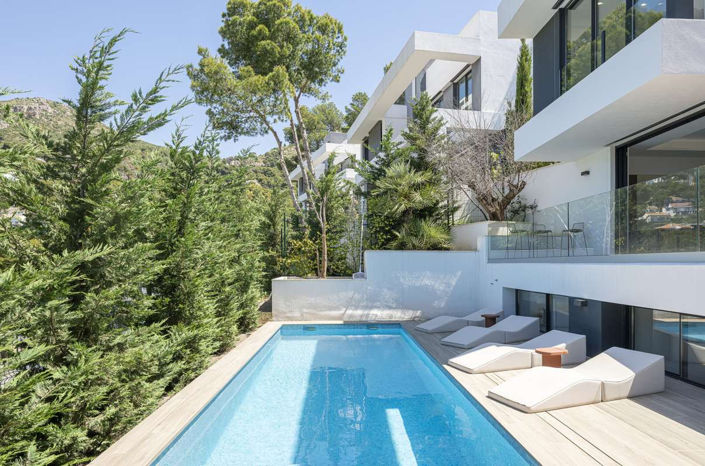 Image No.9-5 Bed Villa for sale