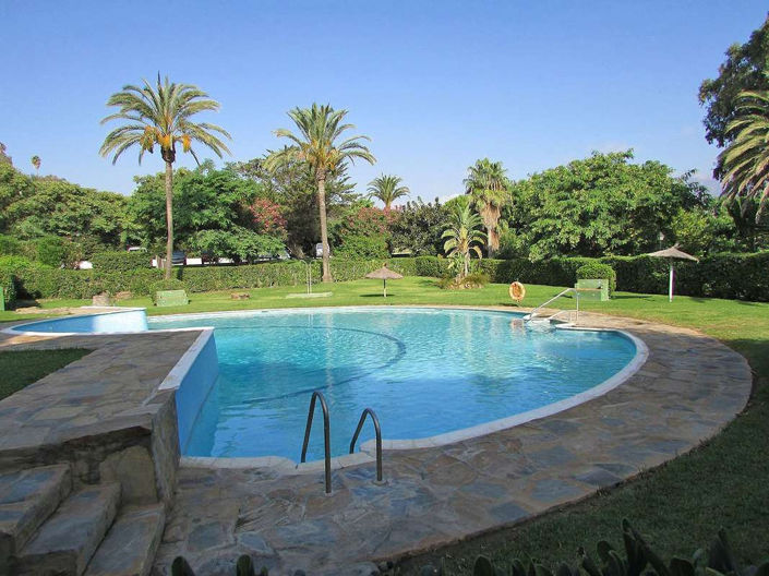 Image No.10-6 Bed Villa for sale