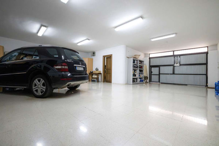 Image No.15-6 Bed Villa for sale