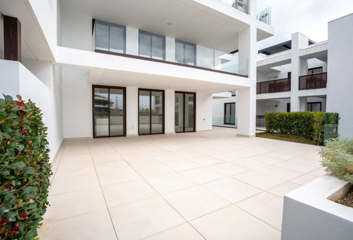 Image No.18-3 Bed Apartment for sale