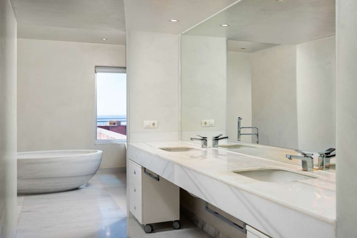 Image No.11-4 Bed Apartment for sale