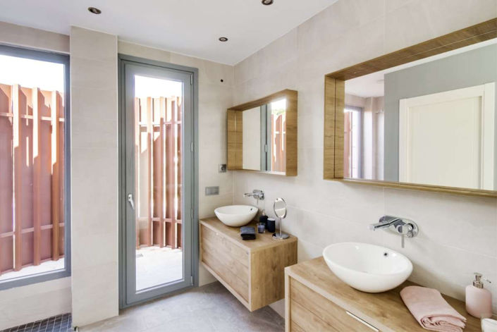 Image No.2-3 Bed Villa for sale
