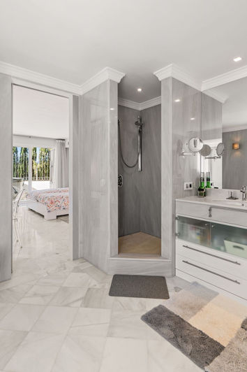 Image No.21-3 Bed Duplex for sale