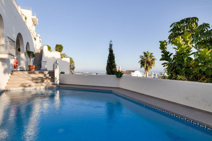 Image No.29-3 Bed Duplex for sale