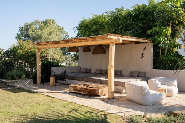 Image No.2-Villa for sale