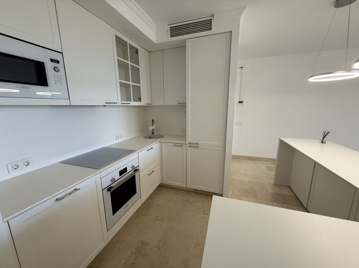 Image No.10-3 Bed Apartment for sale