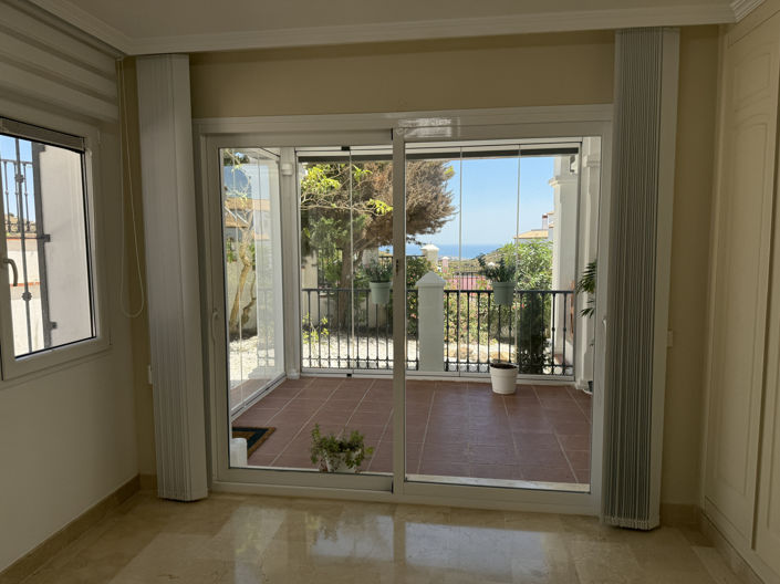 Image No.18-3 Bed Apartment for sale