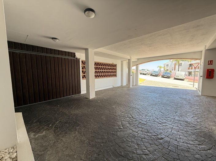 Image No.22-3 Bed Apartment for sale