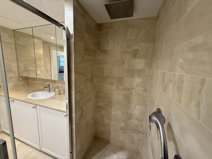 Image No.26-3 Bed Apartment for sale