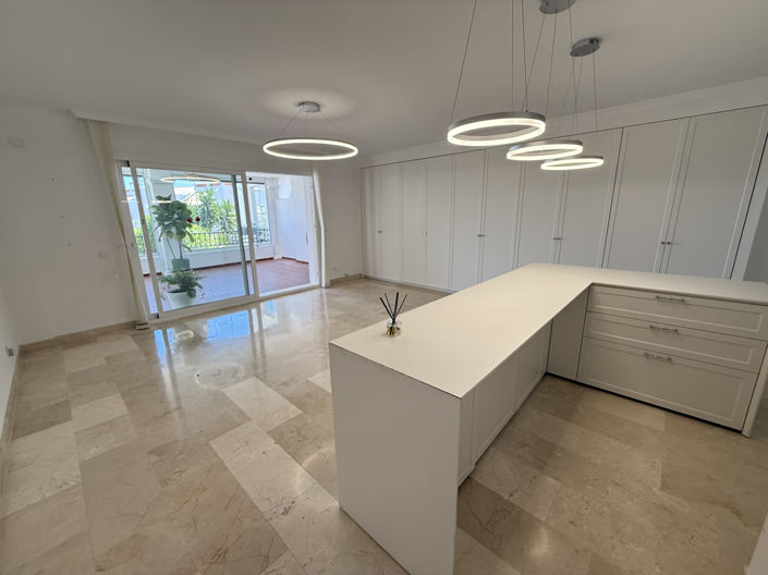 Image No.30-3 Bed Apartment for sale