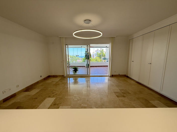 Image No.31-3 Bed Apartment for sale