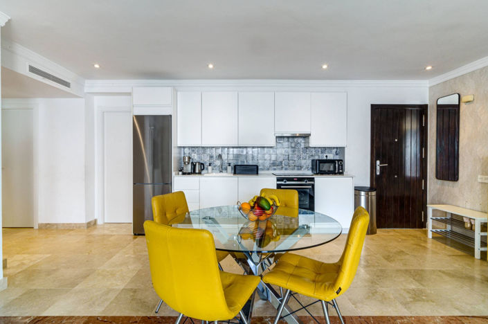 Image No.13-3 Bed Property for sale