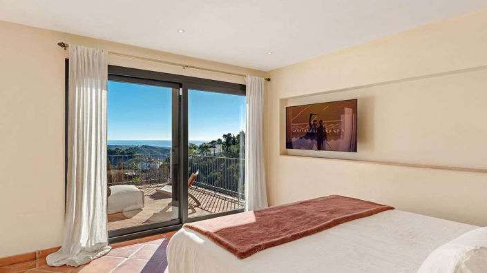 Image No.8-4 Bed Villa for sale