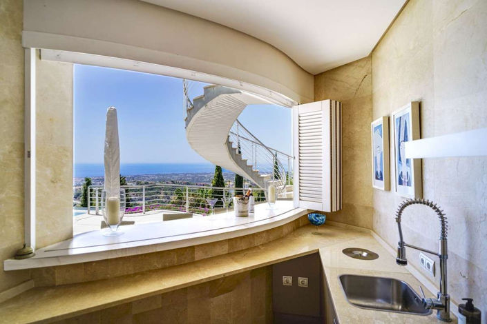 Image No.27-5 Bed Villa for sale