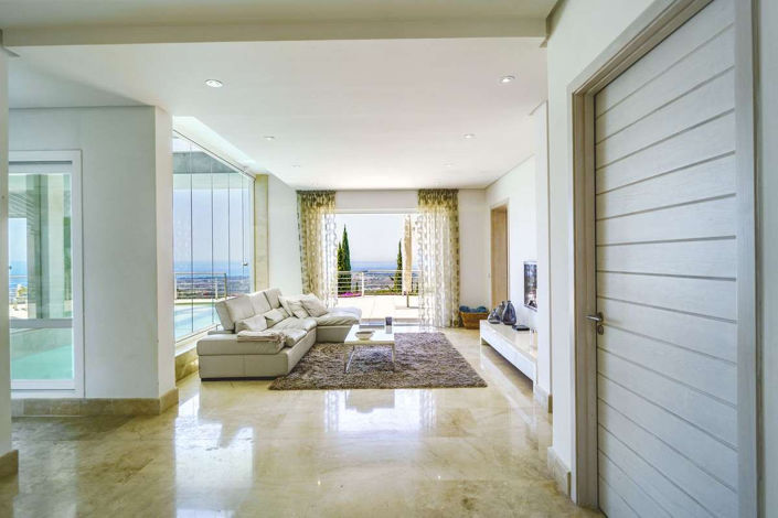 Image No.5-5 Bed Villa for sale