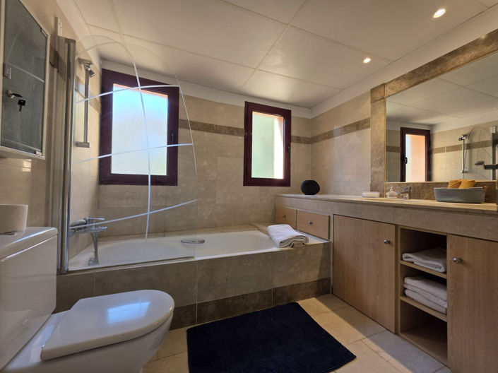 Image No.8-2 Bed Penthouse for sale