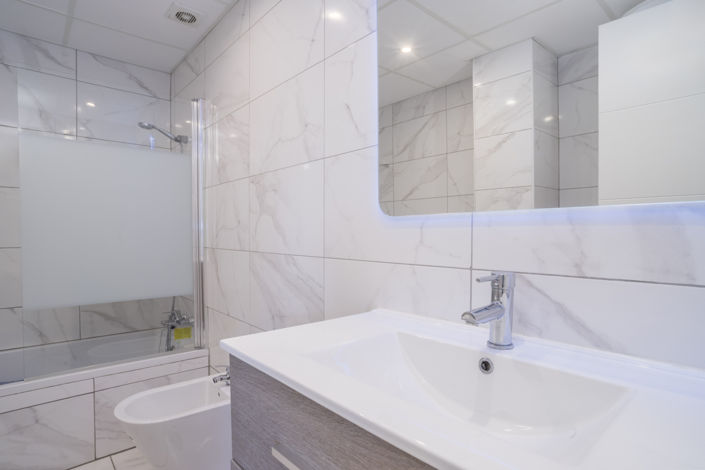 Image No.23-2 Bed Property for sale