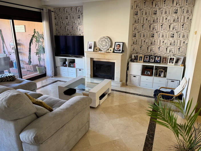 Image No.2-4 Bed Townhouse for sale