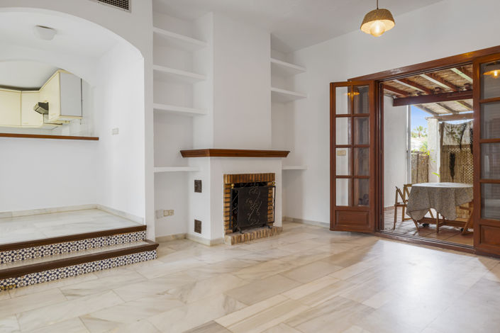 Image No.4-2 Bed Townhouse for sale
