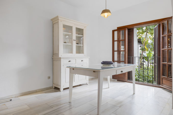 Image No.5-2 Bed Townhouse for sale
